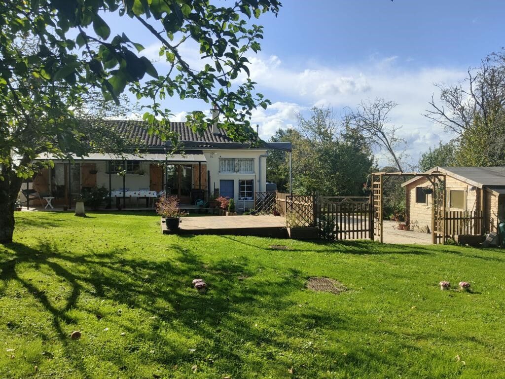Maison de plain pied BOURDEILLES (24310) IMMOBILIER DU PERIGORD