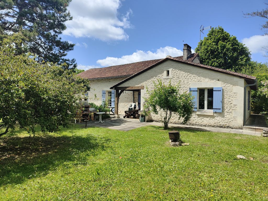 Maison de caractère PAUSSAC ET ST VIVIEN (24310) IMMOBILIER DU PERIGORD